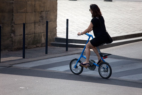 Mujer a bicicleta - © Norbert Pousseur