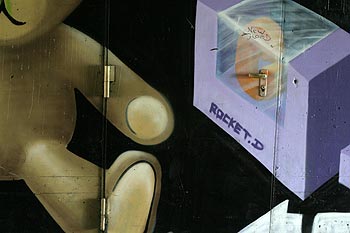 Détail d'ourson par Rocket.D - Graph’mur photographié par norbert pousseur ©