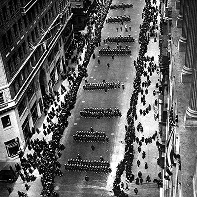 Défilé des troupes à New-York - photo 'Le Miroir', guerre de 14-18 - reproduction © Norbert Pousseur