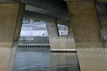 Les piles du pont de Courbevoie - ponts sur Seine - © Norbert Pousseur
