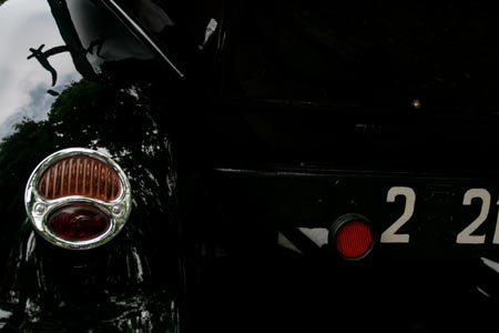 Feux arrières de Citroen - voiture ancienne - © Norbert Pousseur