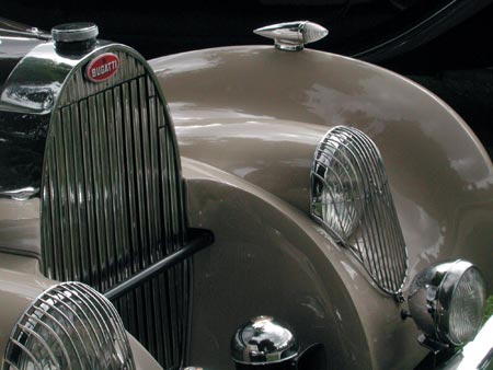 Carrosserie avant de Bugatti - voiture ancienne - © Norbert Pousseur