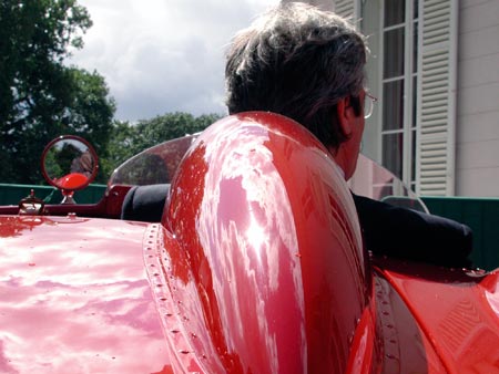 Protection de tête de Ferrari - voiture ancienne - © Norbert Pousseur