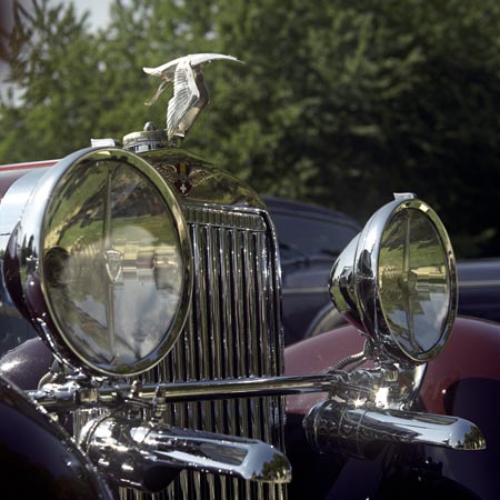 Calandre et phares d'Hispano Suiza - voiture ancienne - © Norbert Pousseur
