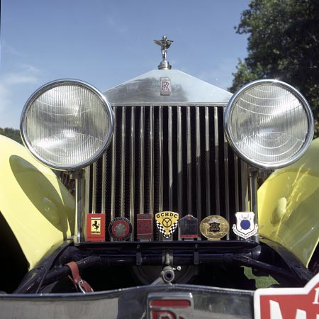 Face avant de Rolls Royce - voiture ancienne - © Norbert Pousseur