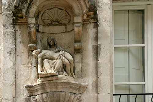 Avignon : Pieta  © Norbert Pousseur