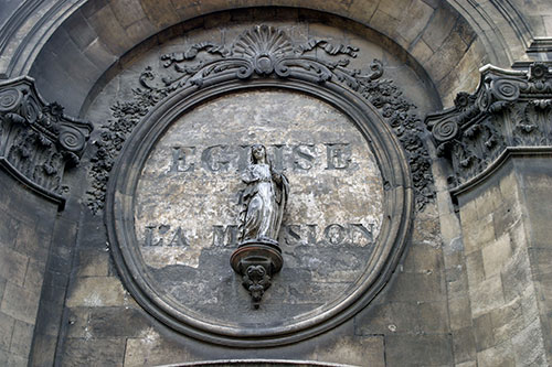 Avignon : Porche de l'église de la Mission © Norbert Pousseur