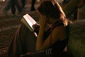 lecture de nuit - © Norbert Pousseur