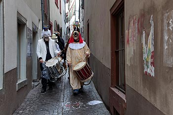 Tambours en ruelle - © Norbert Pousseur