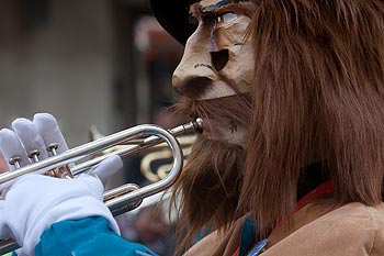 Vieux suisse en profil - carnaval 2010 de Bâle - © Norbert Pousseur