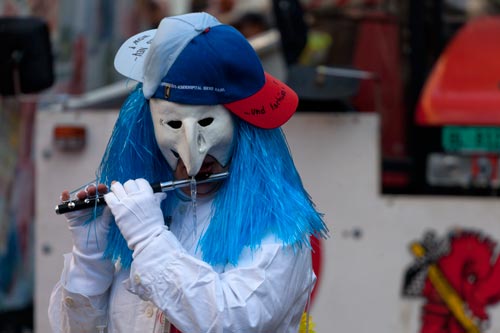 Le porteur du masque glacé - © Norbert Pousseur