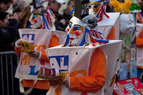 Masque avec une offre en %  - © Norbert Pousseur