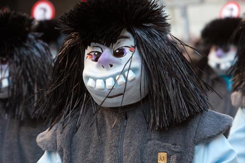 Déguisement complet du masque à dents  - © Norbert Pousseur