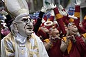 masque papal au carnaval de Bâle 2006 - Basel - © Norbert Pousseur