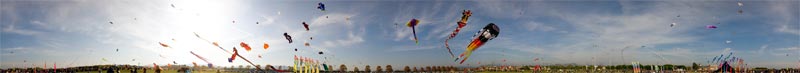 Panorama du festival 2011 de l'air de Fréjus - © Norbert Pousseur