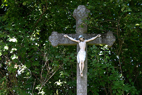 Croix de pierre et Christ peint près de Niederrorhdorf - © Norbert Pousseur