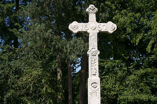 Croix argovienne - angelot et fleur - © Norbert Pousseur