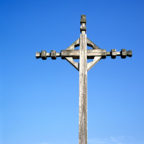 Croix de bois ajouré - © Norbert Pousseur