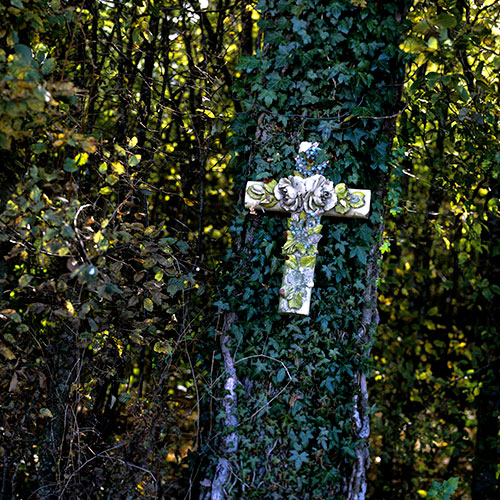 croix de souvenir d'accident - © Norbert Pousseur