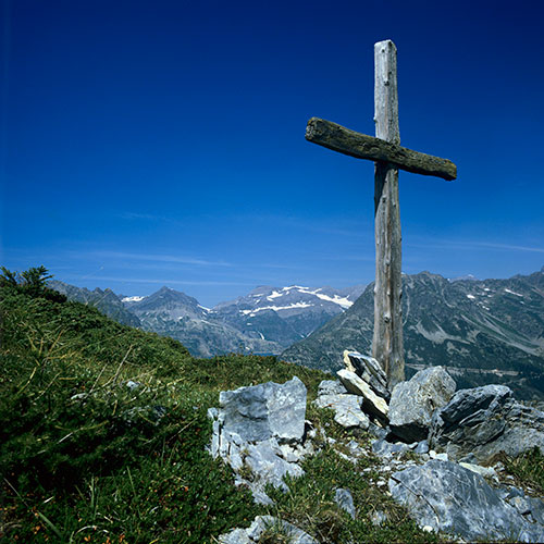 Croix dans les paturages alpins - © Norbert Pousseur