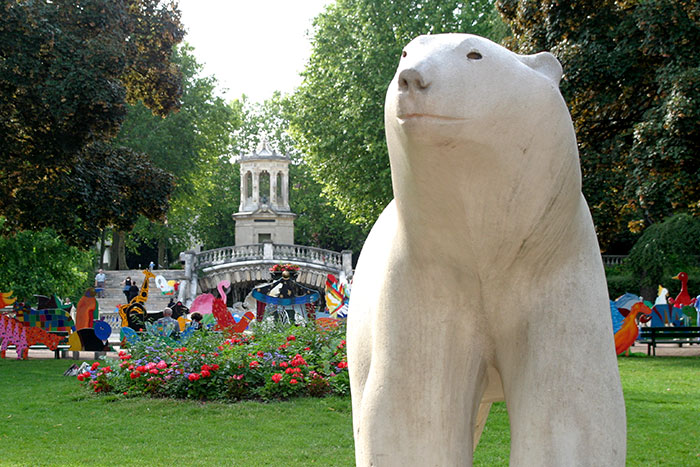 L'ours de marbre du Square Henri Darcy de Dijon - © Norbert Pousseur
