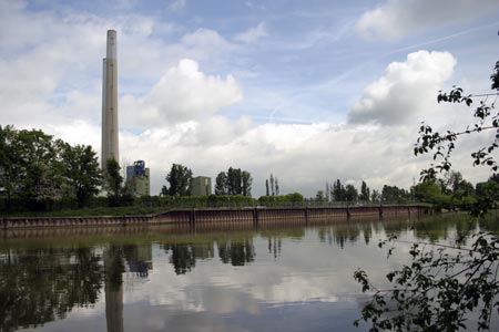 Reflets dans la Marne - centrale Edf - © Norbert Pousseur