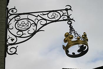 Couronne à fleur de lys - © Norbert Pousseur