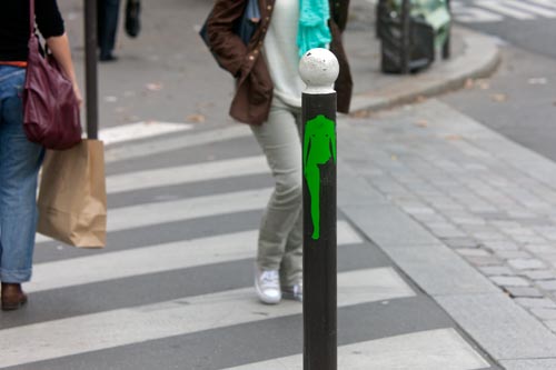 Mujer verde en recorte - © Norbert Pousseur