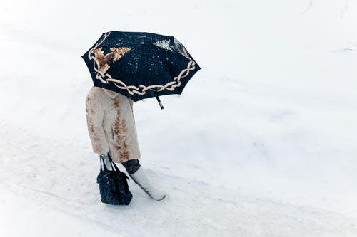 En paraguas bajo la nieve - © Norbert Pousseur