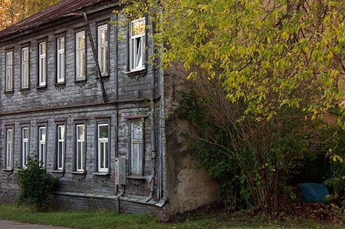 Fachada de madera en Riga - © Norbert Pousseur