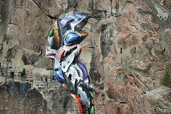 Oiseau sur paroi rocheuse - Graph’mur photographié par Norbert Pousseur ©