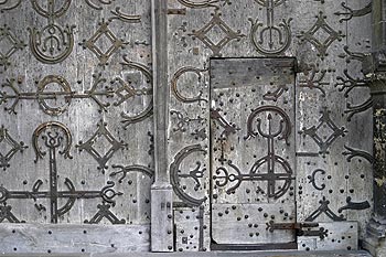 Portail de la cathédrale d'Angers, Graph’mur photographié par Norbert Pousseur ©