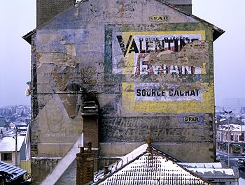 Réclame murale pour Valentine - source Cachat d'Evian, Graph’mur photographié par Norbert Pousseur ©
