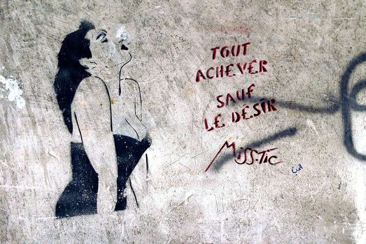 Touit achever sauf le désir - un graph'mur ou street art de Miss Tic, photographié par © Norbert Pousseur