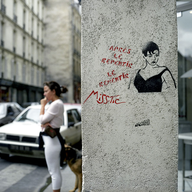 Après le repentir le rementir - un graph'mur ou street art de Miss Tic, photographié par © Norbert Pousseur