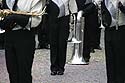 Fanfare de fin de défilé en attente - Kattenstoet 2006 - fête des chats - Ieper - Ypres - © Norbert Pousseur