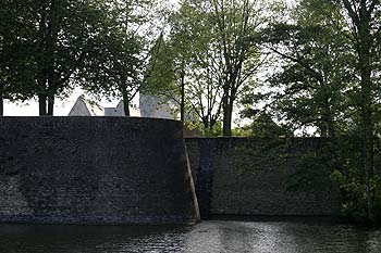 Toits et muraille d'Ypres - Ieper - Ypres - © Norbert Pousseur