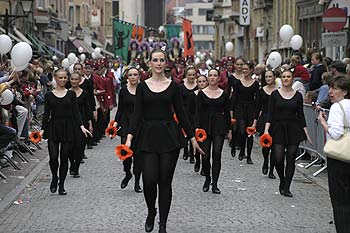 Chats danseuses - Kattenstoet 2006 - fête des chats - Ieper - Ypres - © Norbert Pousseur