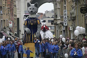 Les matous géants - Kattenstoet 2006 - fête des chats - Ieper - Ypres - © Norbert Pousseur
