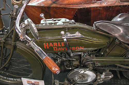Harley-Davidson '600 sport 1920' - © Norbert Pousseur