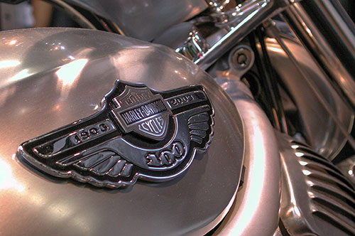 Harley-Davidson '2003' - © Norbert Pousseur