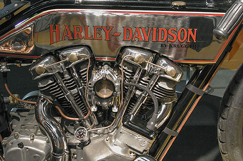 Harley-Davidson et Krugger ' FLH 79 - Maywood ' - © Norbert Pousseur
