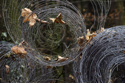Rollers of barbed wires - © Norbert Pousseur