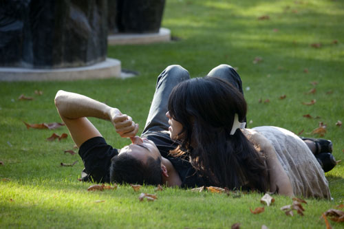 Young-man hugging his girlfriend - © Norbert Pousseur