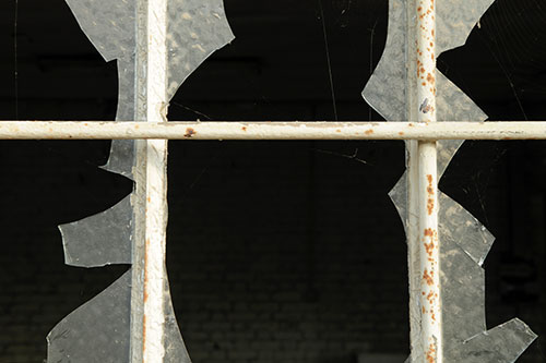 Traces de verre cassé - © Norbert Pousseur