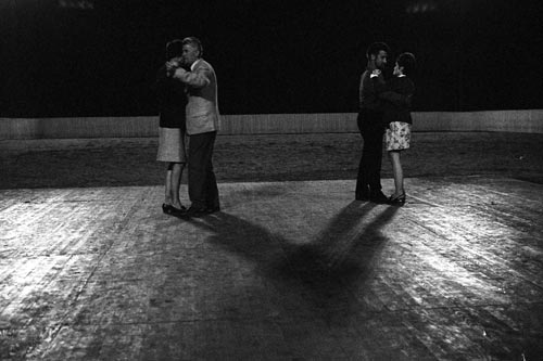 Couples au bal du 14 juillet 1969 - © Norbert Pousseur