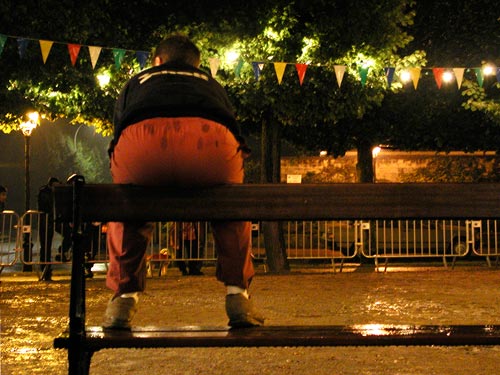 Boredom in the Bastille Day dance 2001 - © Norbert Pousseur