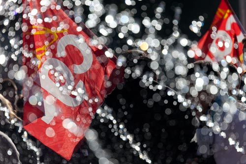 Flags red on black - © Norbert Pousseur