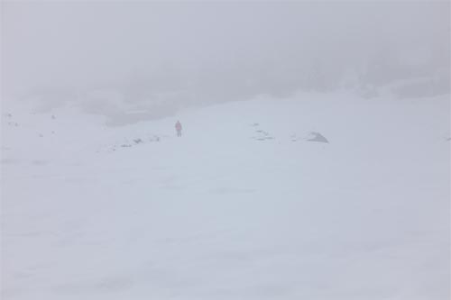 Walker with ski going away towards summits - © Norbert Pousseur