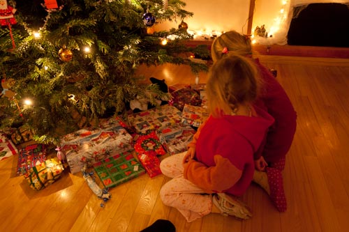 Christmas presents - © Norbert Pousseur